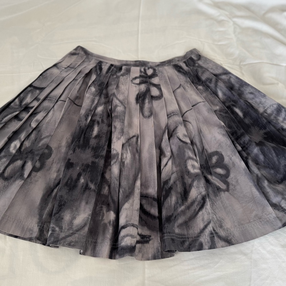 Calvin Klein Black and Gray Floral A-Line Skirt